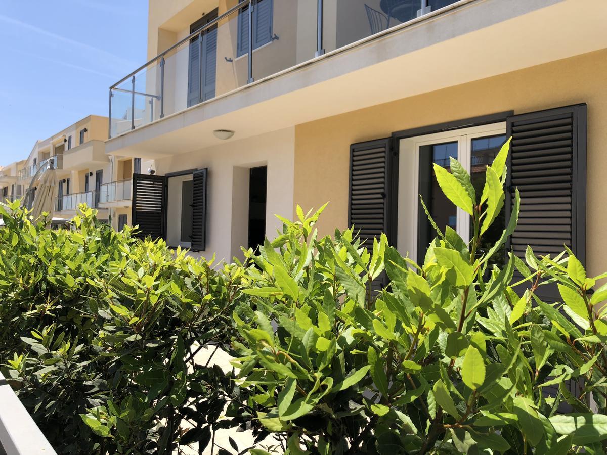 Terra Di Sicilia Apartment Avola Bagian luar foto