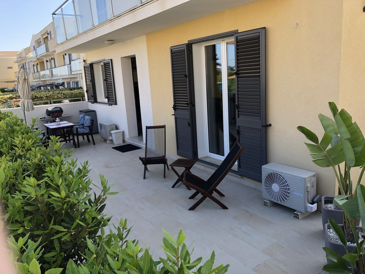 Terra Di Sicilia Apartment Avola Bagian luar foto